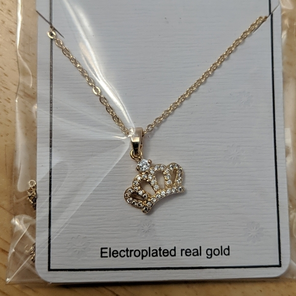Crown Necklace - Picture 3 of 3